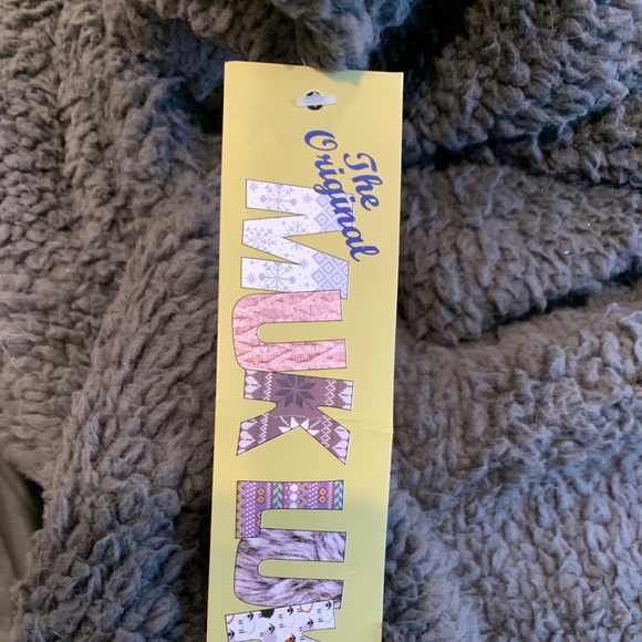 MukLuks Sherpa Long sleeve top NWT - Picture 4 of 4